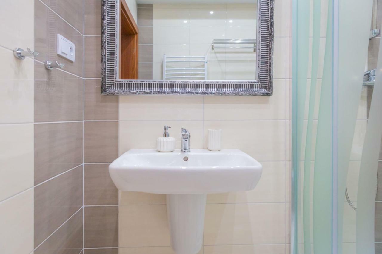 Hotel Siodme Niebo Kutno Exteriér fotografie