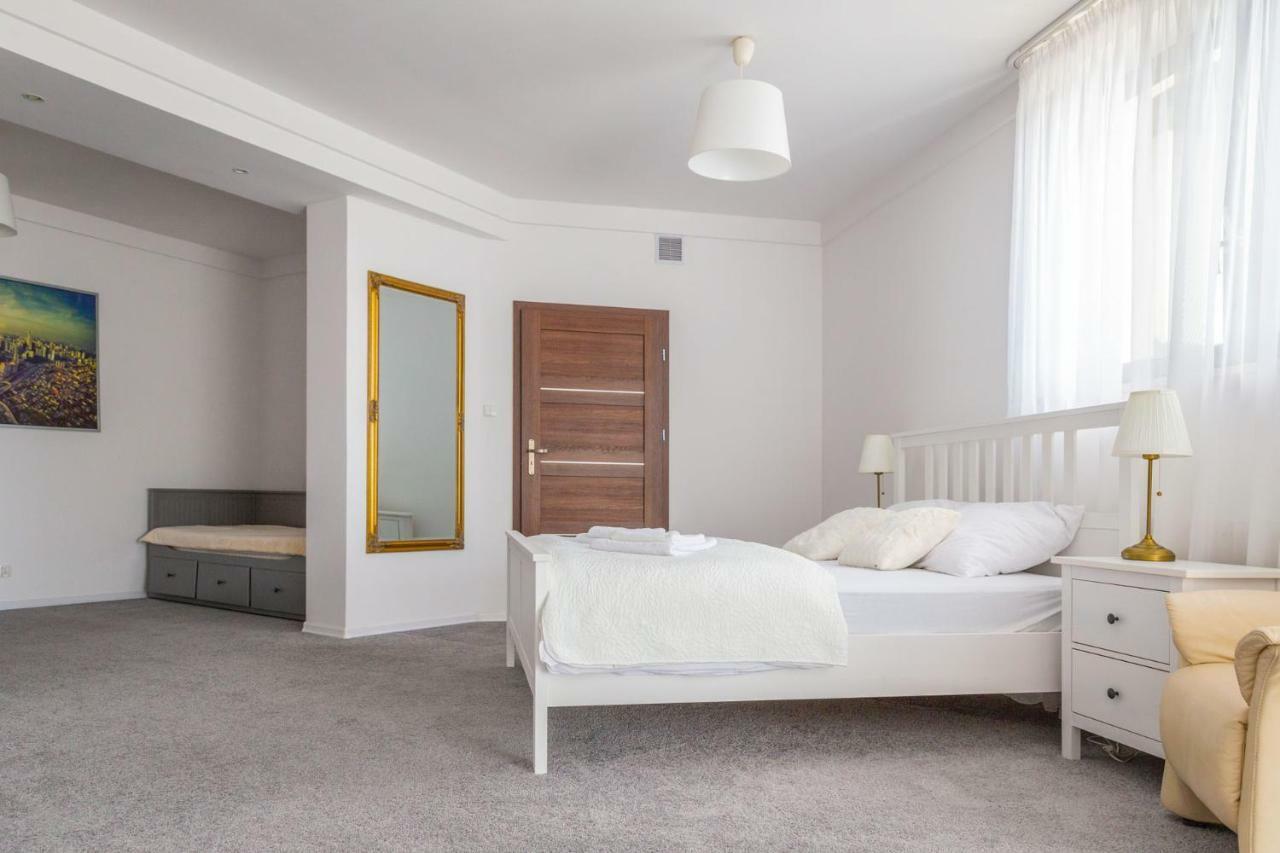 Hotel Siodme Niebo Kutno Exteriér fotografie
